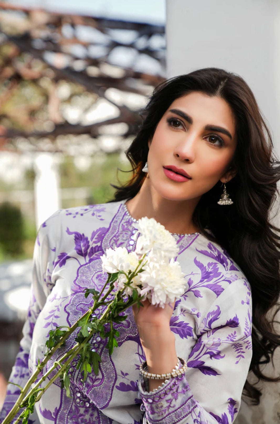 “Aneela’s Luxury Lawn 3 Piece Suit with Embroidered Chiffon Dupatta”