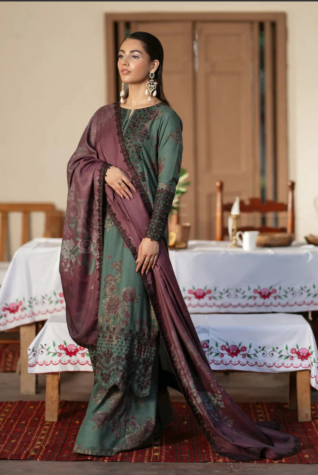 "Iznik Multi Digital Printed & Chikankari Embroidered Lawn 3-Piece – Unstitched Collection 2025"